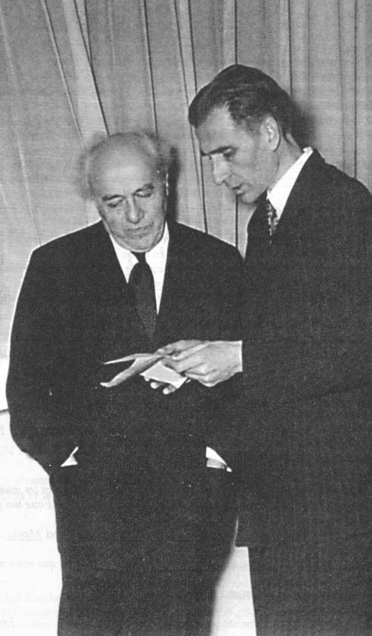 Ernest BLOCH en discussion avec Franz WALTER, 1949, Genève, Archives de la Radio Suisse Romande, photographe inconnu