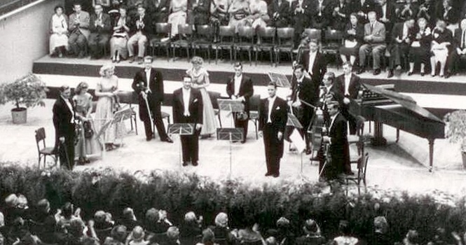 L'ensemble „Festival Strings Lucerne“ lors de leur premier concert du 26 août 1956, photographe inconnu