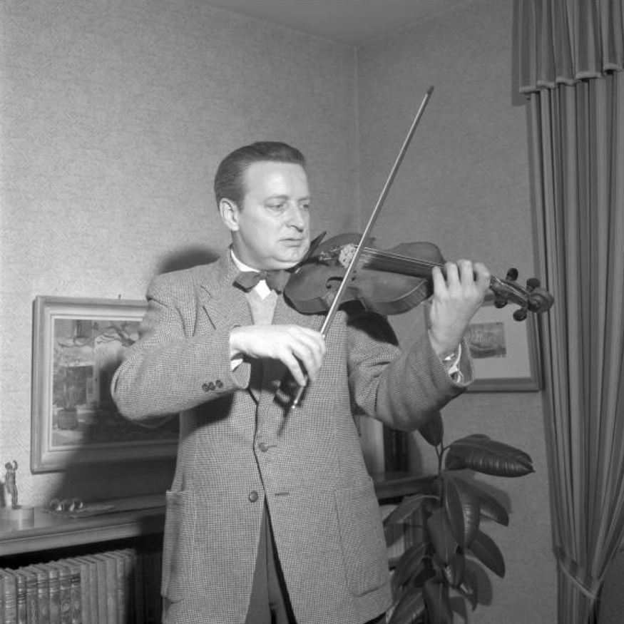 Giuseppe PIRACCINI en 1954, date exacte, lieu et photographe inconnus