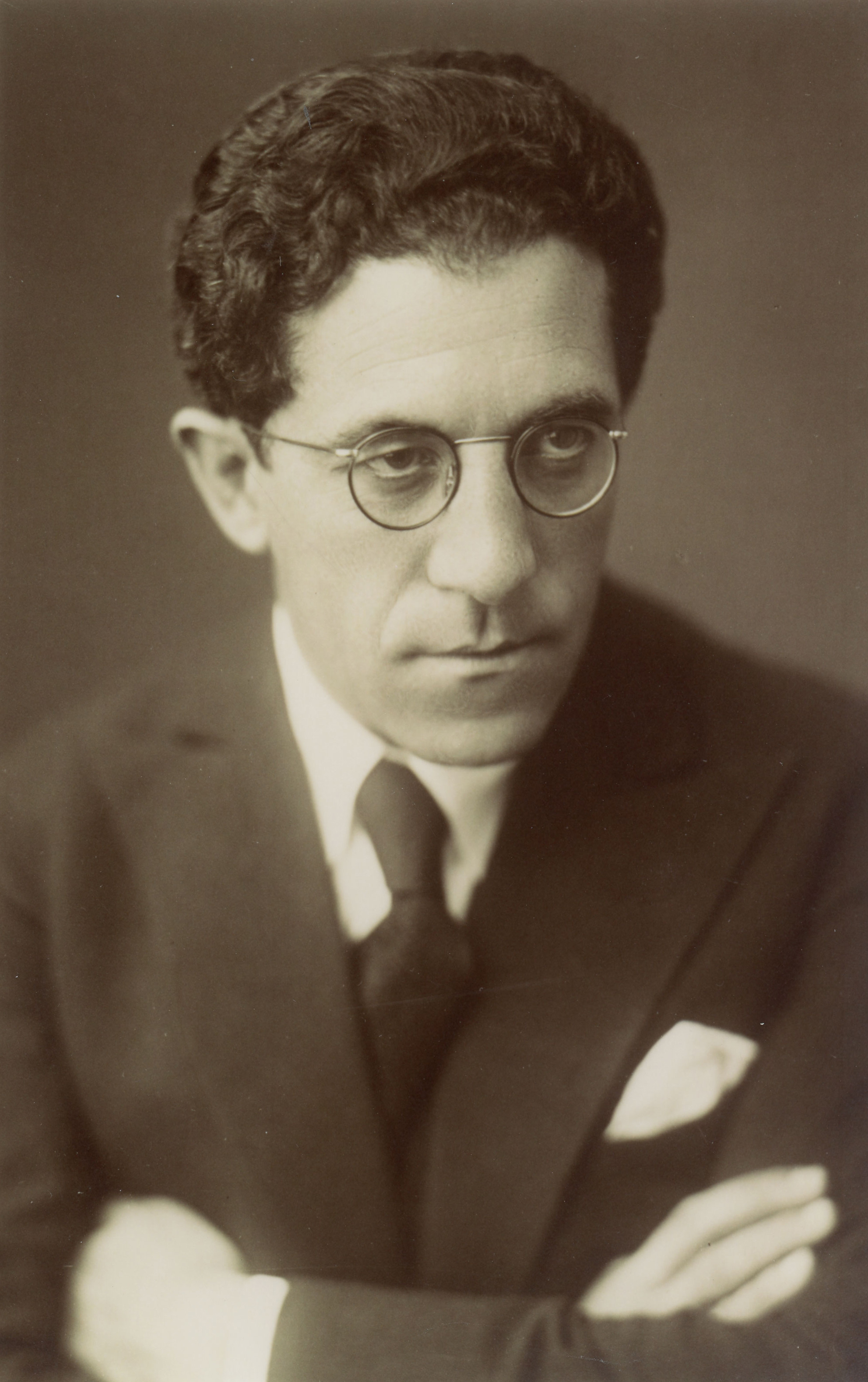 Antonio TUSA dans les années 1930, une photo citée de la page https://www.winterthur-glossar.ch/antonio-tusa