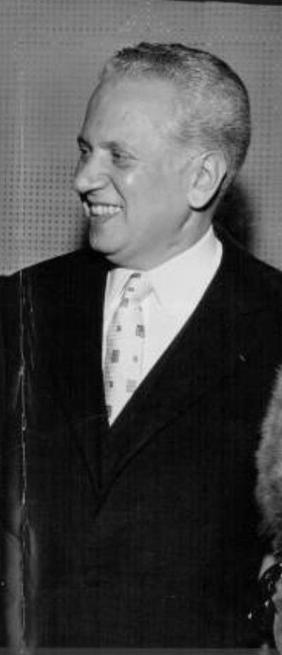 Georges TZIPINE, 1er août 1960, A.B.C-Theatrette, Sydney, extrait d'une photo d'ensemble de Stuart William MacGLADRIE