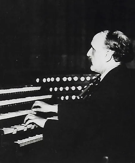 Louis Vierne à l’orgue de Notre-Dame en 1924